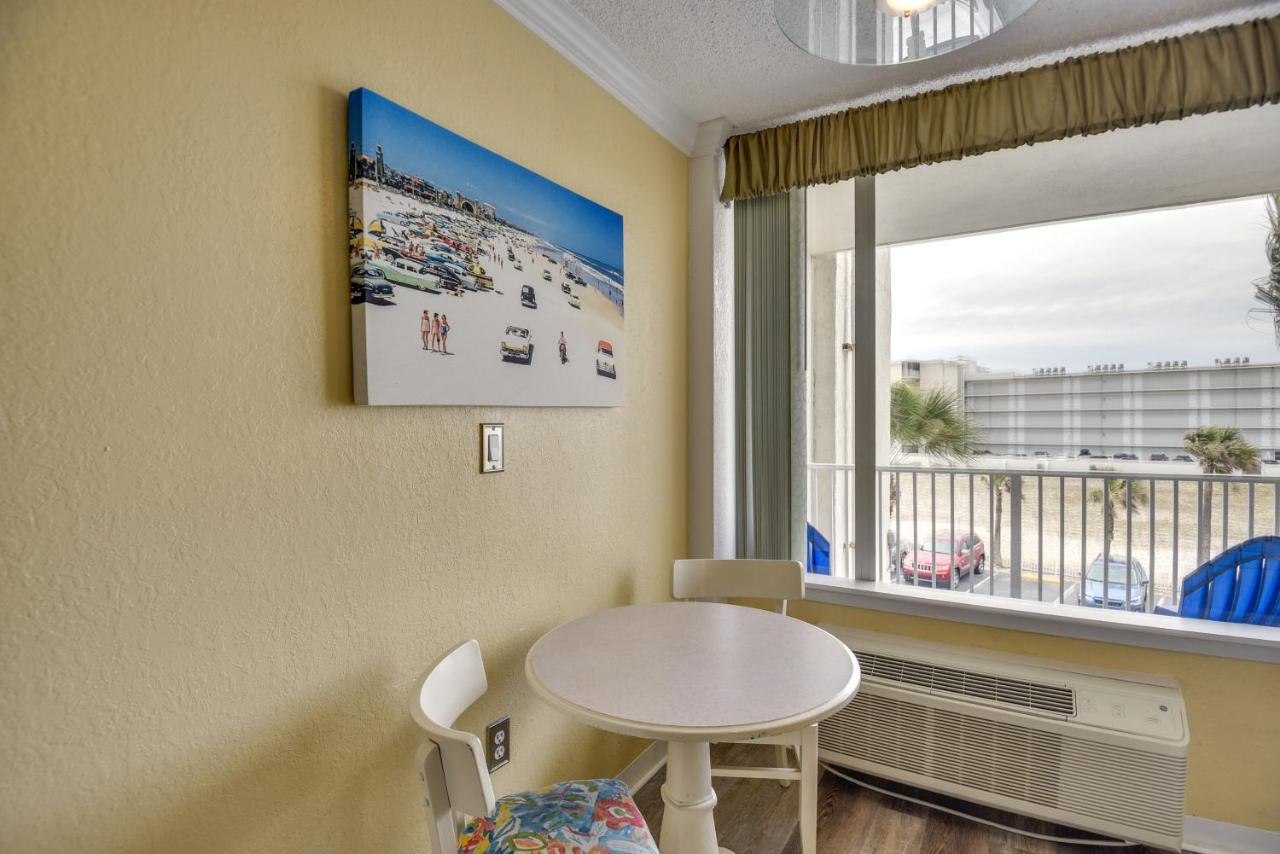 Daytona Beach Studio With Private Lanai 1 Mi To Pier Exteriör bild